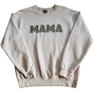MAMA Crewneck Medium Mom Pull Over Top in Light Pink / Lavender Gildan